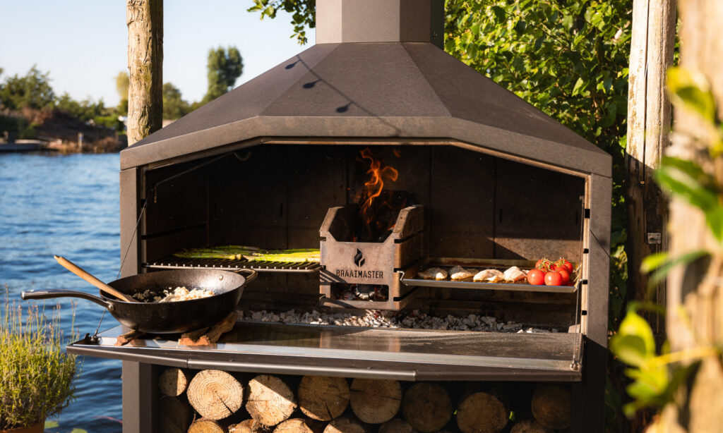 braaimaster fs duo black met asperges, tomaat en kip